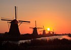 2012-10-11 07-17-14 0037 Kinderdijk bij zonsopgang