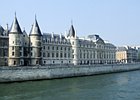 2007-06-02 10-06-22 0082 La Conciergerie, Paris, June 2007